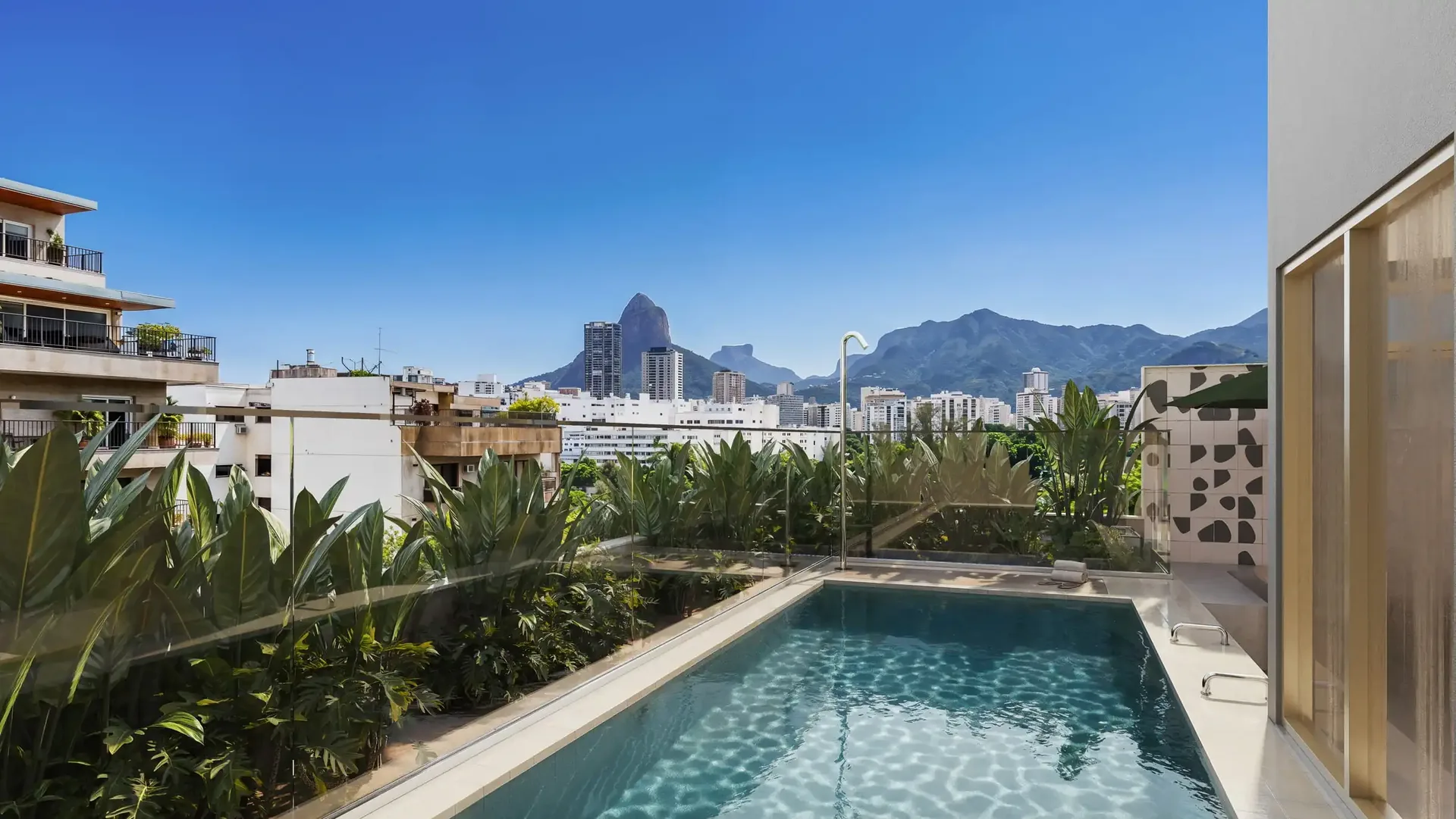 Ben in Rio Barão de Jaguaripe 404, studio de alto padrão em Ipanema, Rio de Janeiro (foto 5 de 11)